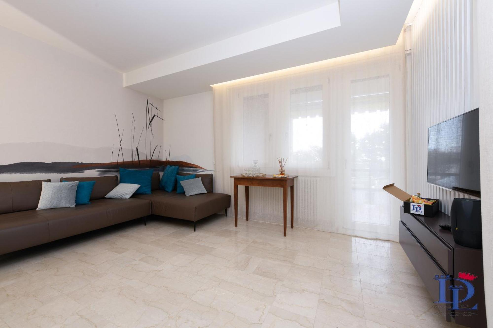 Desenzanoloft Official Partner Marriott Homes & Villas - Imperium Desenzano del Garda Exterior foto